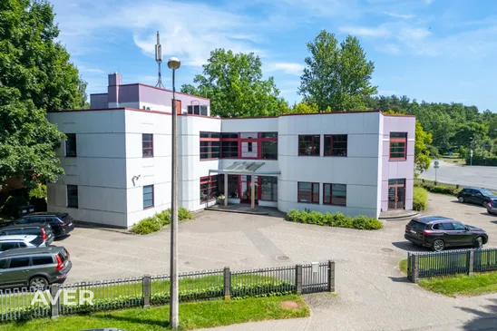 Komercēka ar 2 ieejām – investīciju iespēja Rīgā