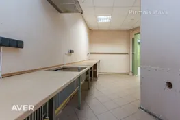 Komercīpašuma, Satiksmes ielā 33A, Jelgavā