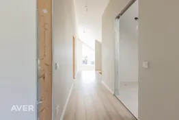 Plaša, augstvērtīga un tikko uzcelta rindu māja Dzidriņās.