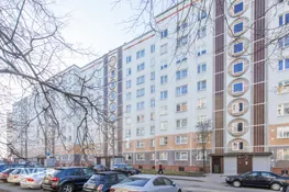 Pārdošanā 2 istabu dzīvoklis ar burvīgu panorāmas skatu no 8. stāva.
