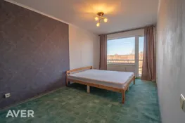 Plašs divistabu dzīvoklis