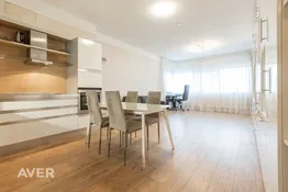 Jaunais projekts. Dzīvoklis ar garderobes telpu.