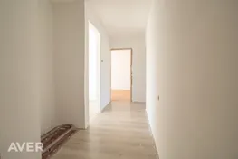 Daļēji izremontēts divu istabu dzīvoklis