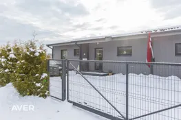 Vienstāvu māja Līčos