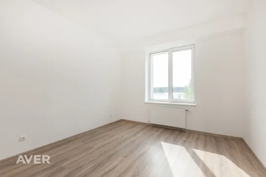 Dzīvoklis jaunajā projektā, pie Ozolnieku ezera.