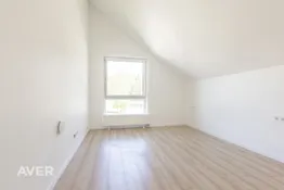 Plaša, augstvērtīga un tikko uzcelta rindu māja Dzidriņās.