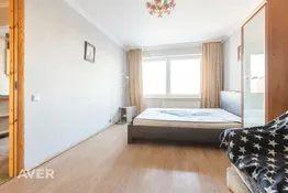 3 izolētu istabu dzīvoklis ar savu privāto gāzes apkuri