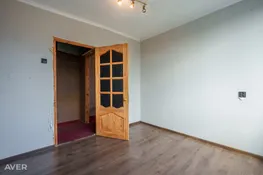 Divistabu dzīvoklis ar lodžiju