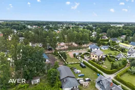 3029 m² zemes gabals ar dzīvojamo māju un palīgēku