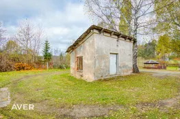 Alūknses komercobjekts 