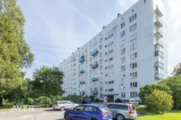 Četru istabu dzīvoklis Imantā
