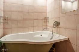 Divistabu dzīvoklis ar lodžiju