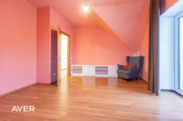 Muižnieku iela 11, Āne