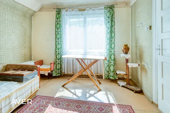 Māja Cēsīs ar palīgēku