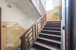 Privātmāja ar 3 dzivokļiem
