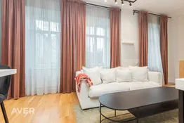 Loft dzīvoklis renovētā mājā