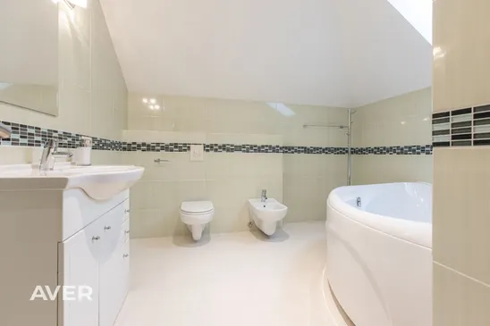Eleganta privātmāja Berģos