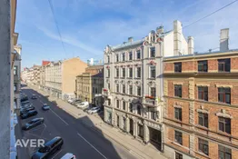 Plašs dzīvoklis centrā