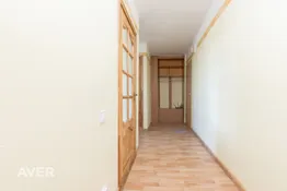 Dzīvoklis ar skatu virs priedēm Valdlaučos