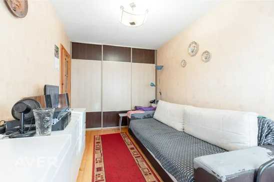 Plašs 3 istabu dzīvoklis pilsētas centrā