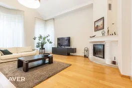Eleganta privātmāja Berģos
