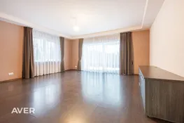 Muižnieku iela 11, Āne