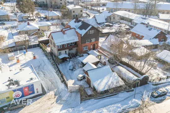 2 stāvu māja Berģos