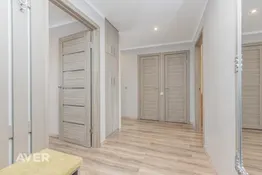 Kvalitatīvs 2 istabu dzīvoklis ar iestiklotu lodžiju