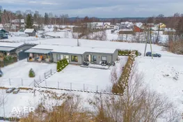 Vienstāvu māja Līčos