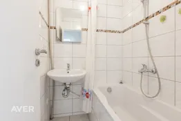 Pārdošanā saulains 2 istabu dzīvoklis Kauguros.