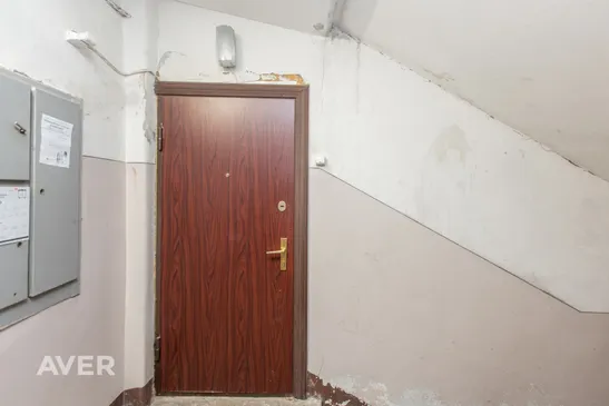 Saulains 3 istabu dzīvoklis ar skatu uz ezeru