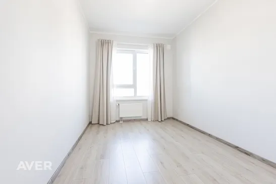 Jauns trīsistabu dzīvoklis