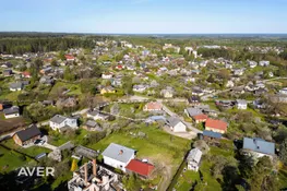 Pusmāja ar plašu zemes gabalu Smiltenē