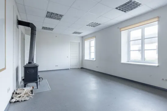 Pārdošanā plaša vienstāvu māja 5 minūšu braucienā no Liepas pagasta centra