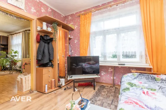 Plaša privātmāja ar 1090 m2 zemi 3 minūšu attālumā no Jelgavas centra