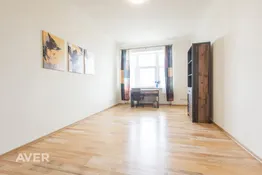 5 istabu dzīvoklis centrā