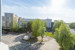 Pārdošanā mājīgs 2 istabu dzīvoklis pirmskara ēkas 4. stāvā, Brasas apkaimē.