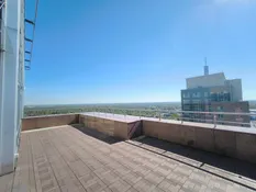 Dzīvoklis ar terasi 29.stāvā