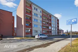 Trīs istabu dzīvoklis Valmierā