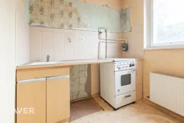 Ar lodžiju uz zaļo iekšpagalmu – dzīvoklis Imantā