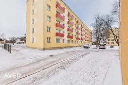 Valmieras 3 istabu dzīvoklis uz Graudu ielas