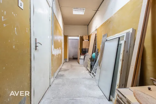 Komerctelpas Pļavniekos