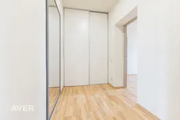 5 istabu dzīvoklis centrā