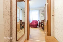 Dzīoklis Pirmskara ēka centrā