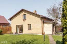 Eleganta māja Ezerkrastā