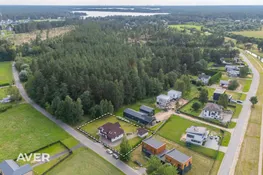 Plaša 2 stāvu privātmāja Alderos , Ādažu novadā