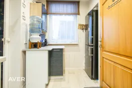 Pārdošanā īpašums ar privātmāju, dzīvokli un 1100 m² zemes gabalu Smiltenē.