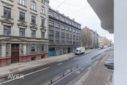 Bruņinieku 42