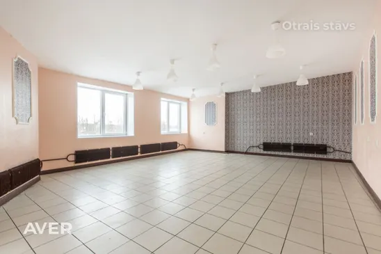 Komercīpašuma, Satiksmes ielā 33A, Jelgavā