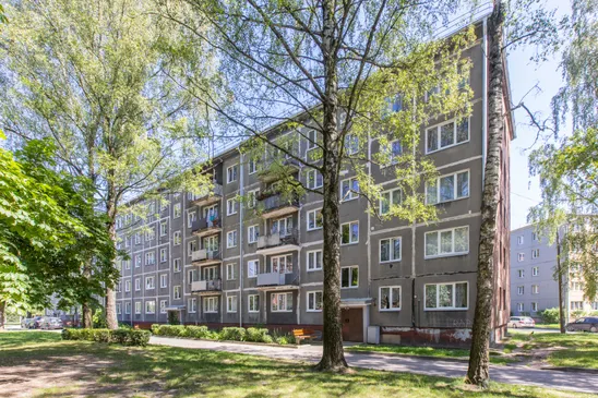 Saulains 2istabu dzīvokls Juglā